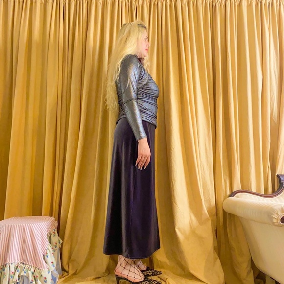 Silver ruched top - Picture 2 of 4